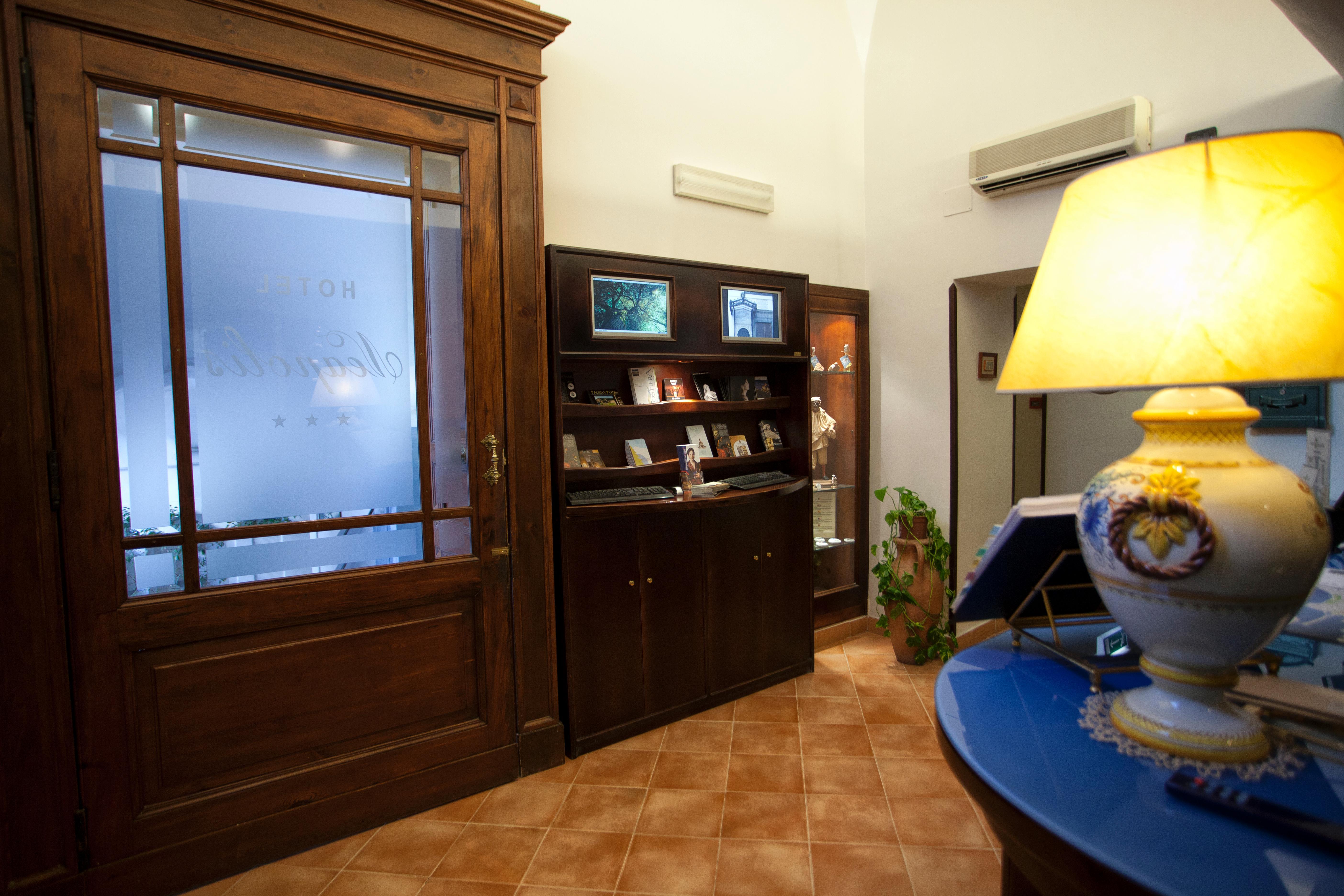 Hotel Neapolis İç mekan fotoğraf